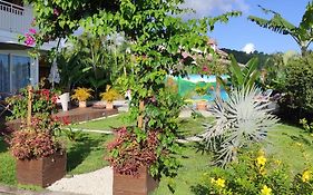 Grand T2, avec piscine au sel, vue Saintes, tout confort